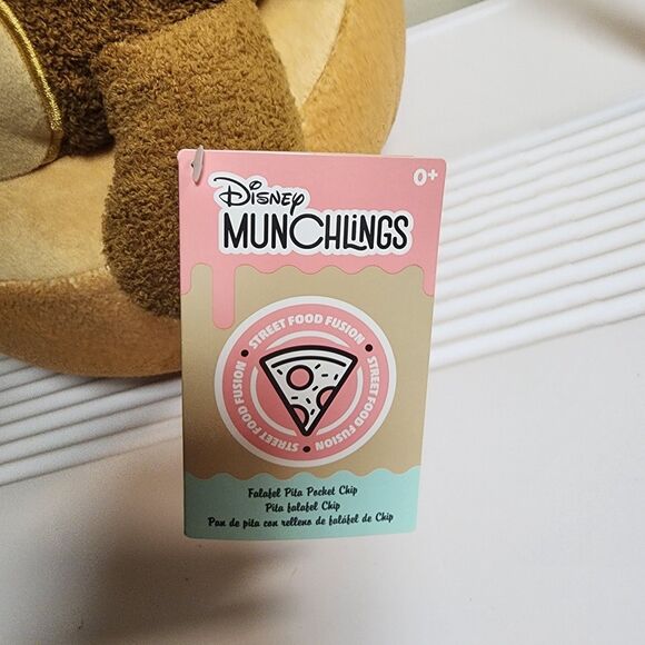 Disney Munchlings Chip 'n Dale Falafel Pita Pocket Chip Street Food Plush - Picture 10 of 12